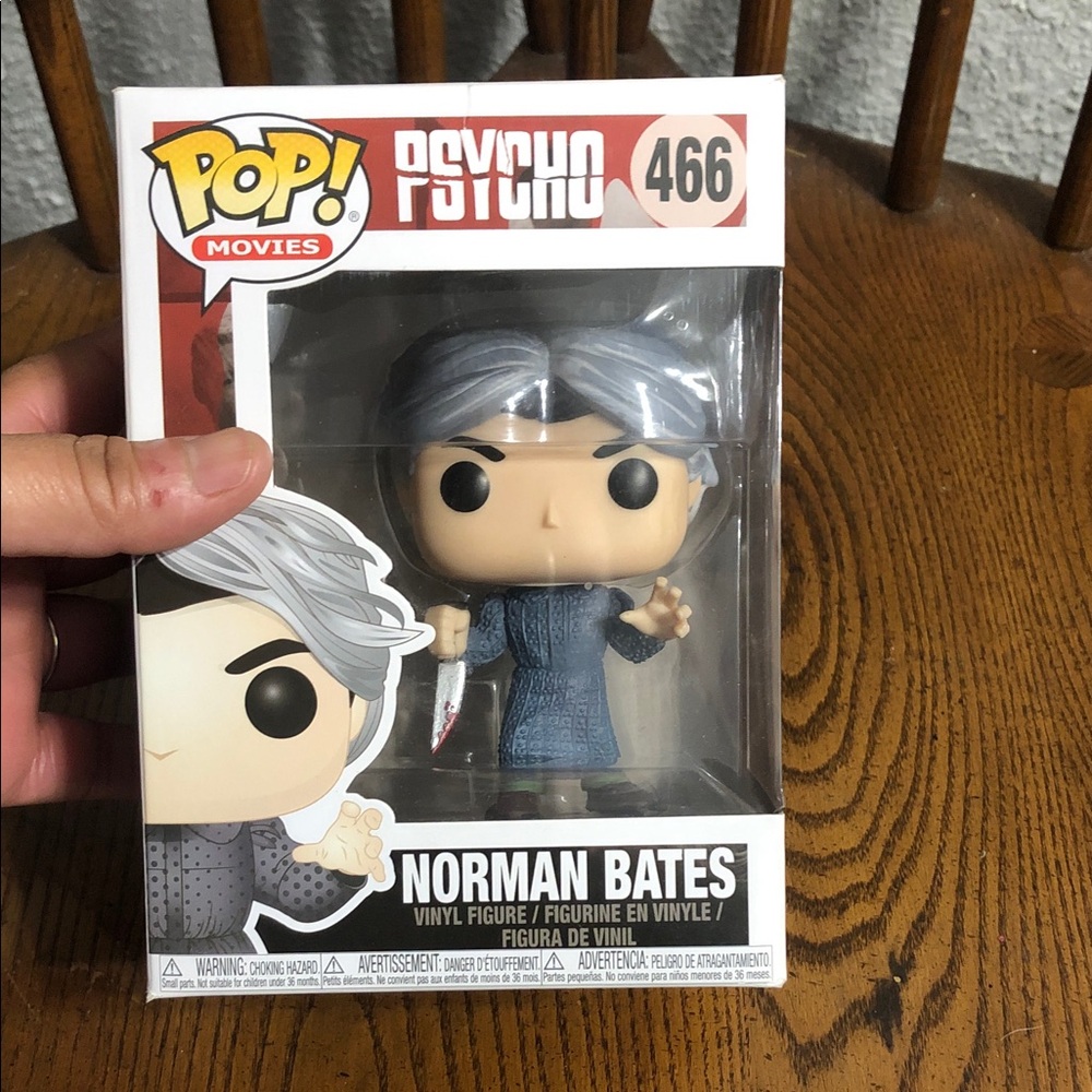 Funko Norman Bates Pop! Vinyl – Gray Hair, Blue Outfit